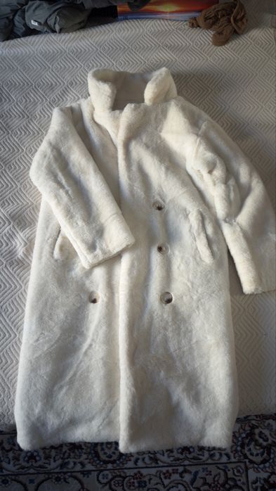 Куртки и шубы б/у, в хорошем состоянии, по 6-15 тыс