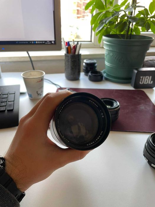 Интересни ръчнофокусни винтидж обективи - Canon FD, M42