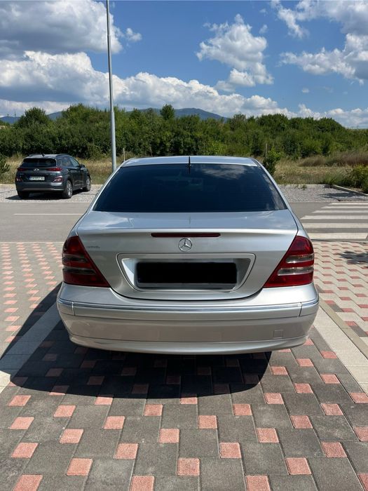 Mercedes-Benz C 200
