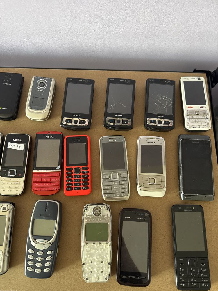 Telefoane nokia de piese sau colectie