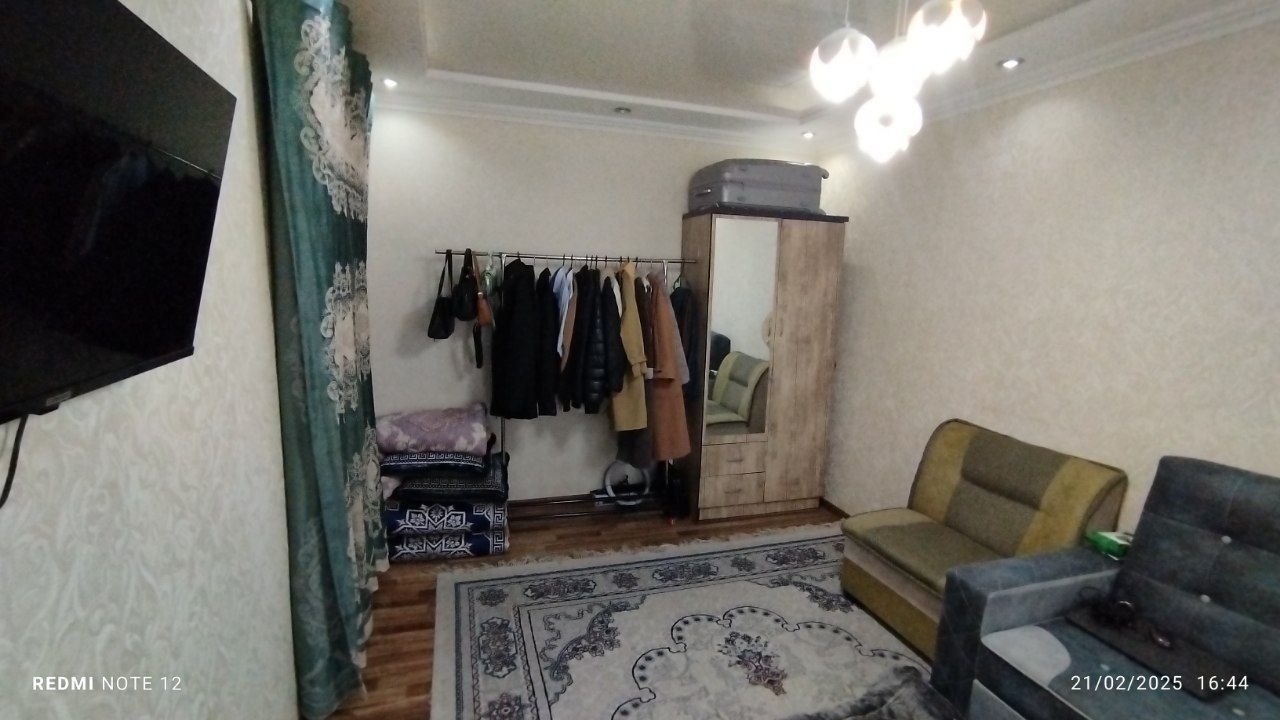 Продаётся 1/4/5 на м-в Чиланзар 7 ( октепа круг)