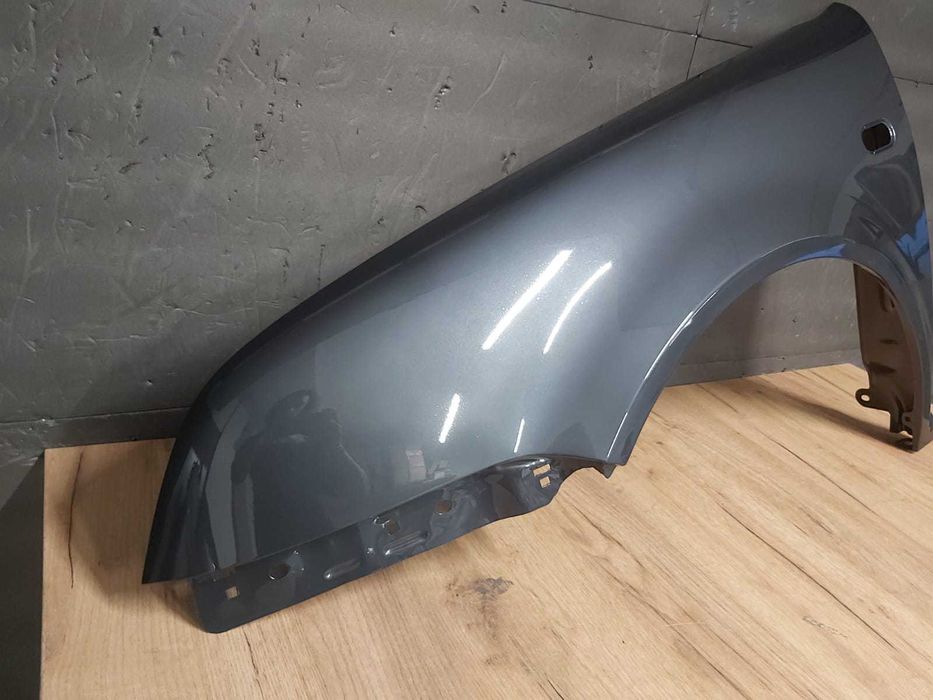 Aripa Fata Stanga VW Bora 1998-2005 (LC7V (Gri Antracit))