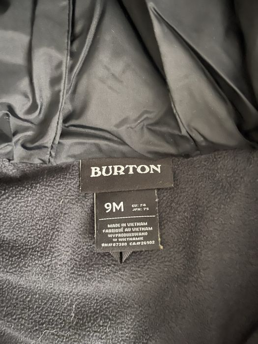 Космонавт Burton 9 месеца зимен