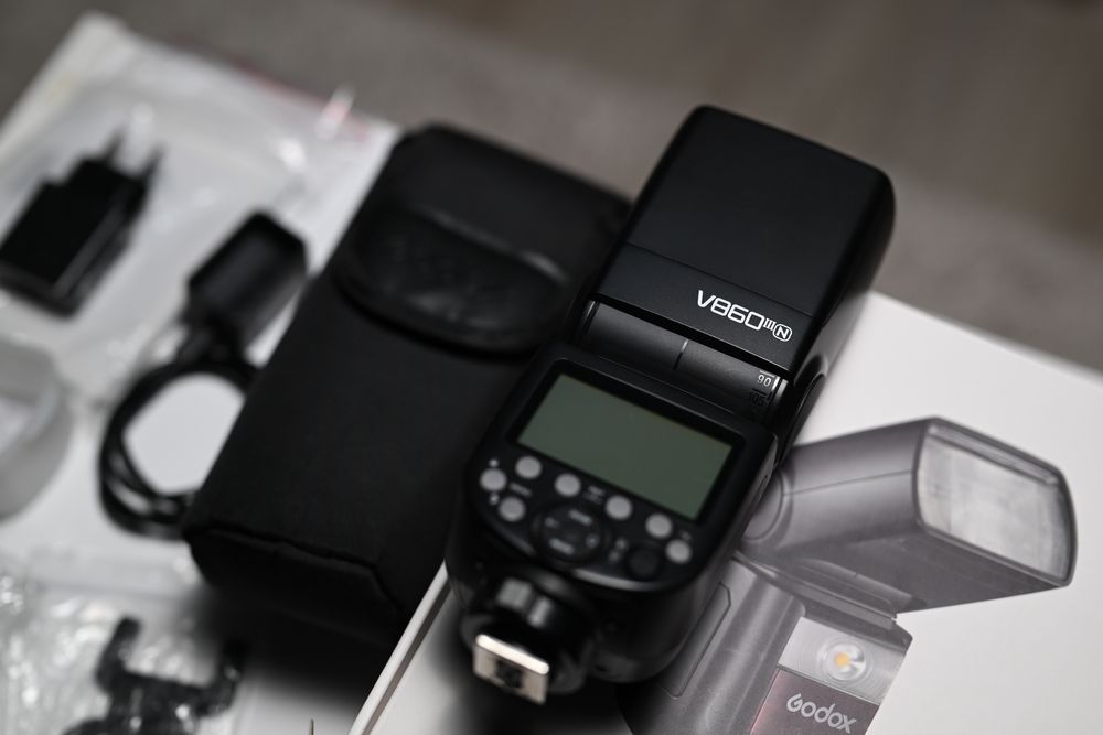 Светкавица Godox V860 III N за Никон/Nikon