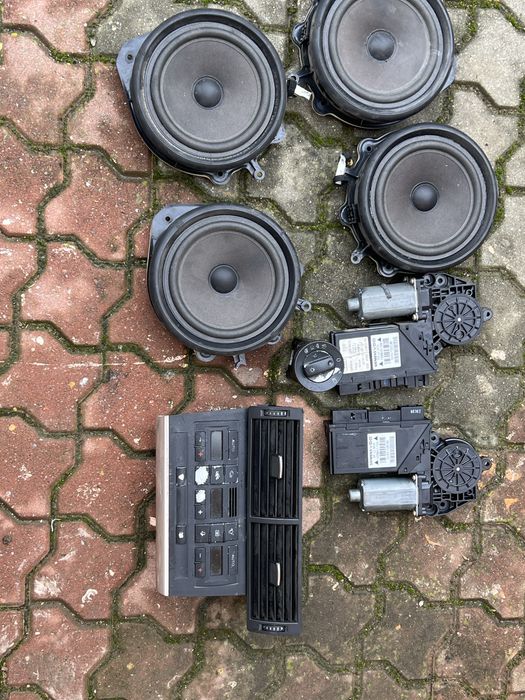 Vand  boxe vand boxe  pret bun