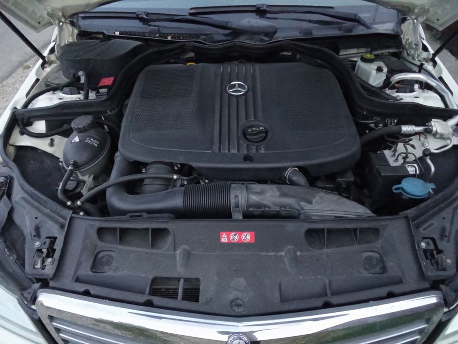 Motor Mercedes w204 an 2012 cu 205000 mi km 2,2 170 HP euro 5