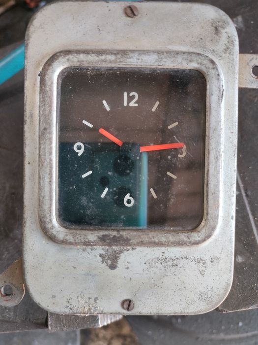 Автомобильные часы. Газ 24