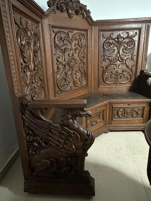 Vand set mobilier de colectie
