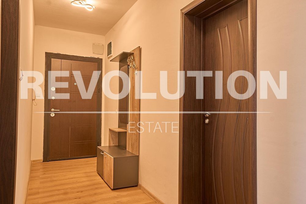 Дава се под наем Тристаен апартамент в Пловдив, Кючук Париж - 90 кв.м за 550 € - Снимка #9