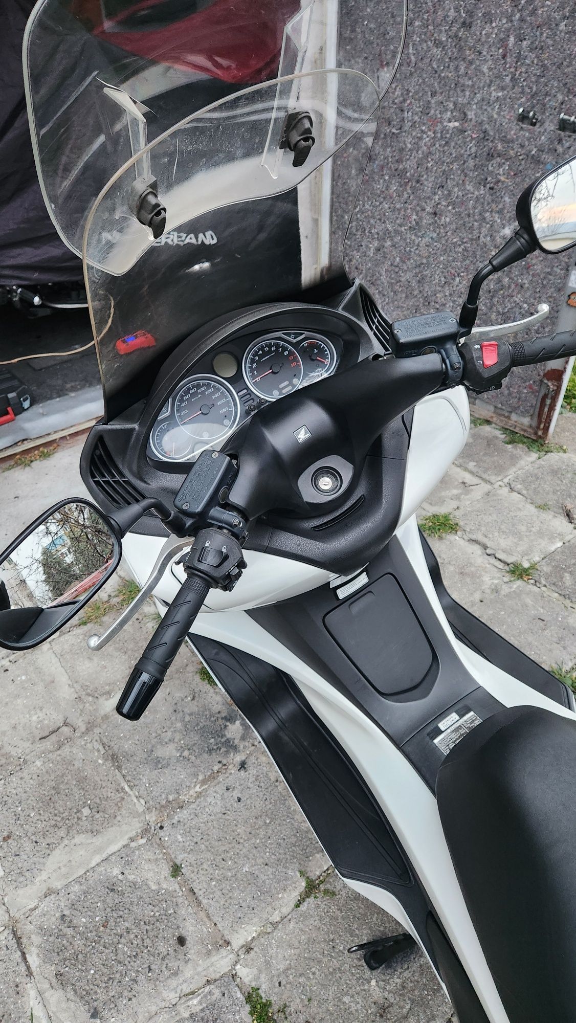 Honda s-wing 400i