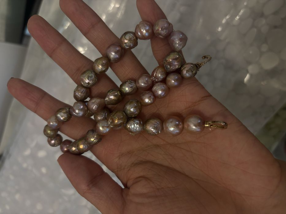 Перлена огърлица с барокови перли