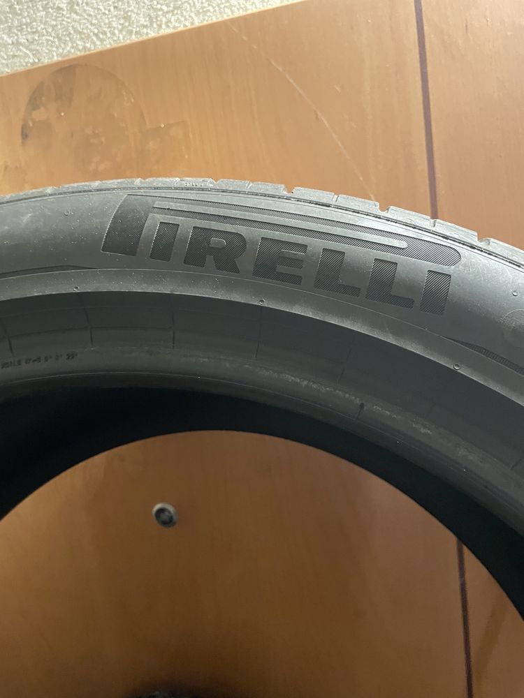 Pirelli P zero 275 40 20