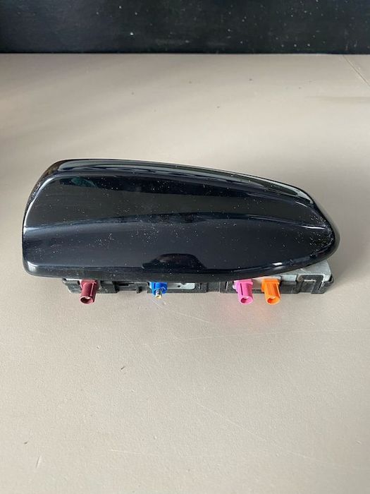 Antena Volvo S90 V90 XC60 XC90 2018-2024 31438104