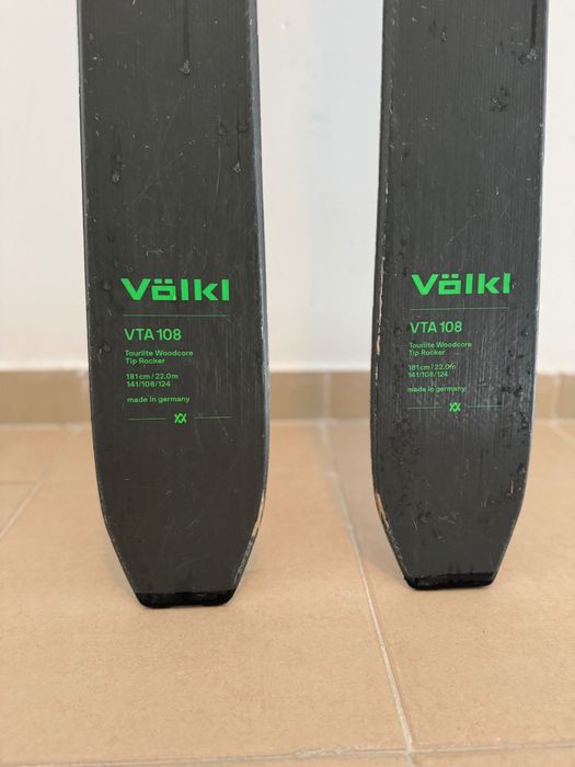 Туринг ски/ски  с панти Volkl VTA 108 и точкови автомати G3 Ion 12