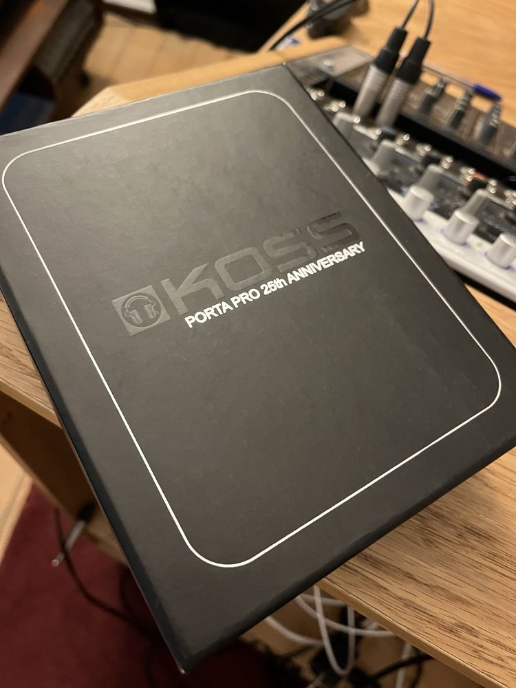 Слушалки KOSS porta pro 25th universary edition