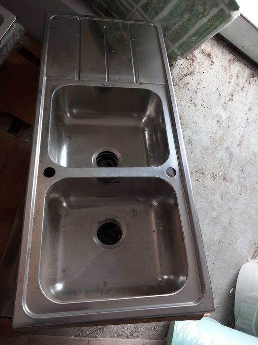 Корита за кухненски мивки - единични и двойни