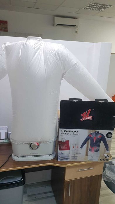 Robot de calcat camasi si bluze Cleanmaxx 1800 w