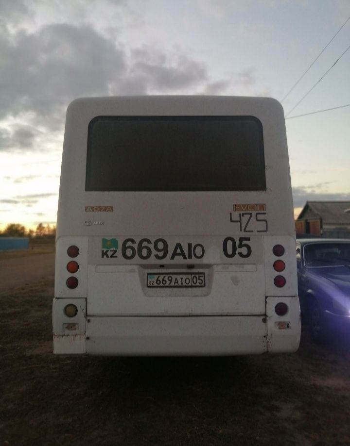 Продам автобус l -VAN A07A-32A