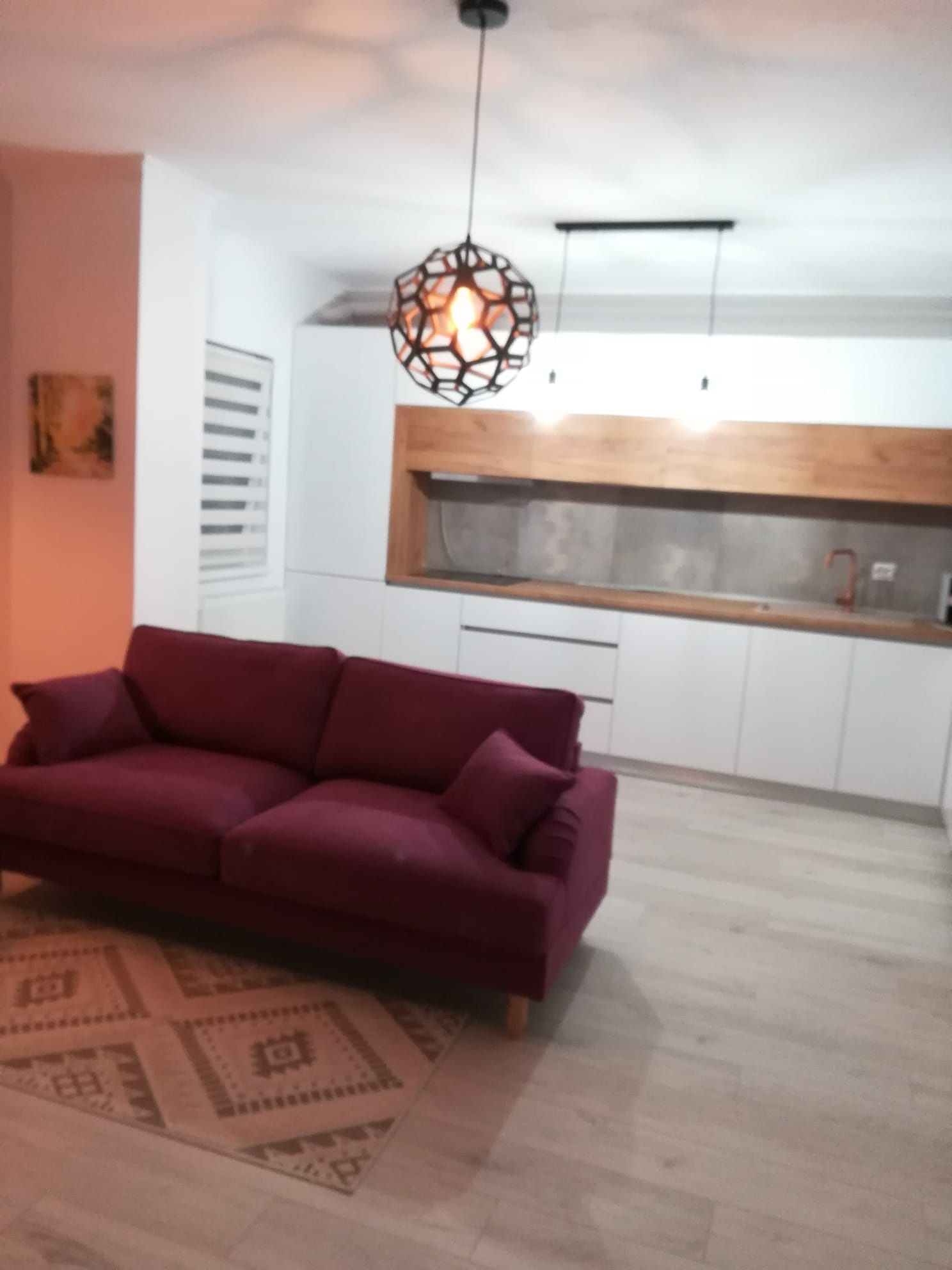 Închiriez apartament 2 camere Florești