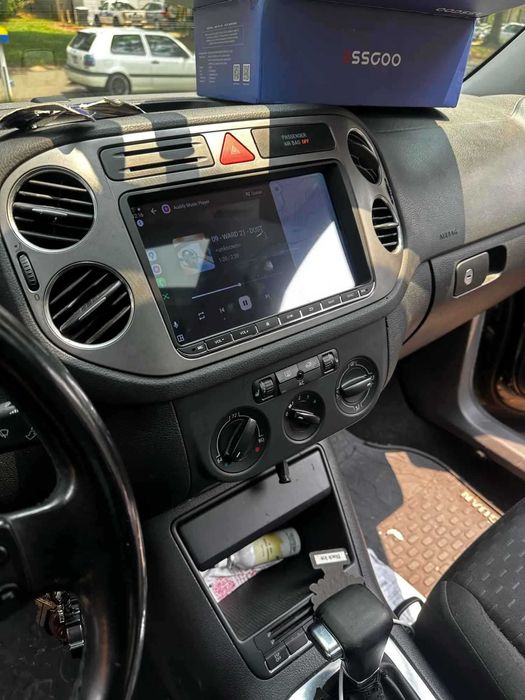 Navigatie Android Auto Carplay 4GB RAM - VW Volkswagen SEAT SKODA