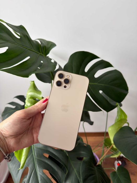 iPhone 12 Pro Max 128GB в ОТЛИЧНО състояние!