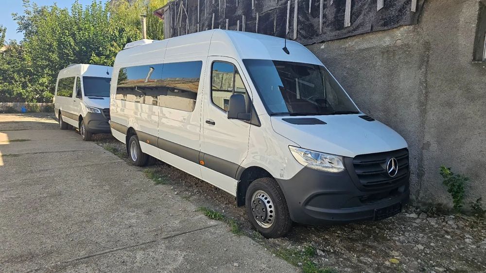 Mercedes-Benz SPRINTER Mercedes Benz SPRINTER 517 CDI KA MICROBUZ 21 LOCURI Categoria 2