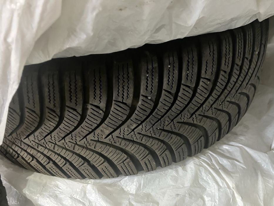 Hankook iarna 205/55/16