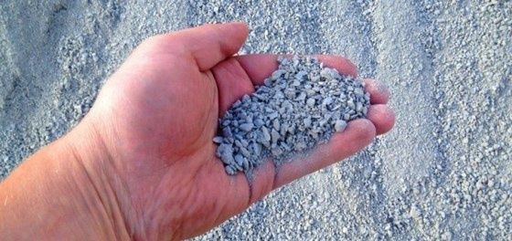 Доставка  ЗИЛ Камаз песок отсев сникерс камни глина пгс балласт щебень