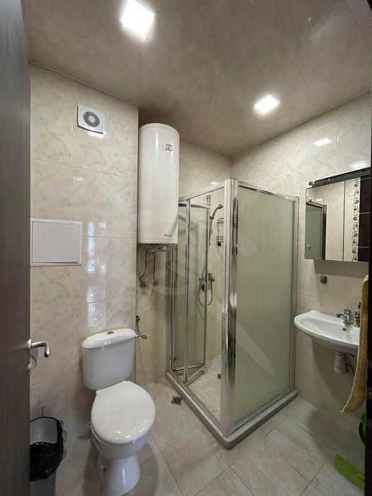 Дава се под наем Двустаен апартамент в Варна, Трошево - 55 кв.м за 450 € - Снимка #3