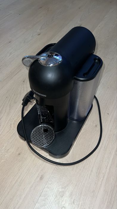Nespresso Vertuo Black