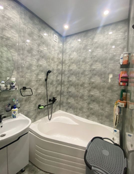 Юнусабад 15, 3/1/4 ЕвРоРеМоНт