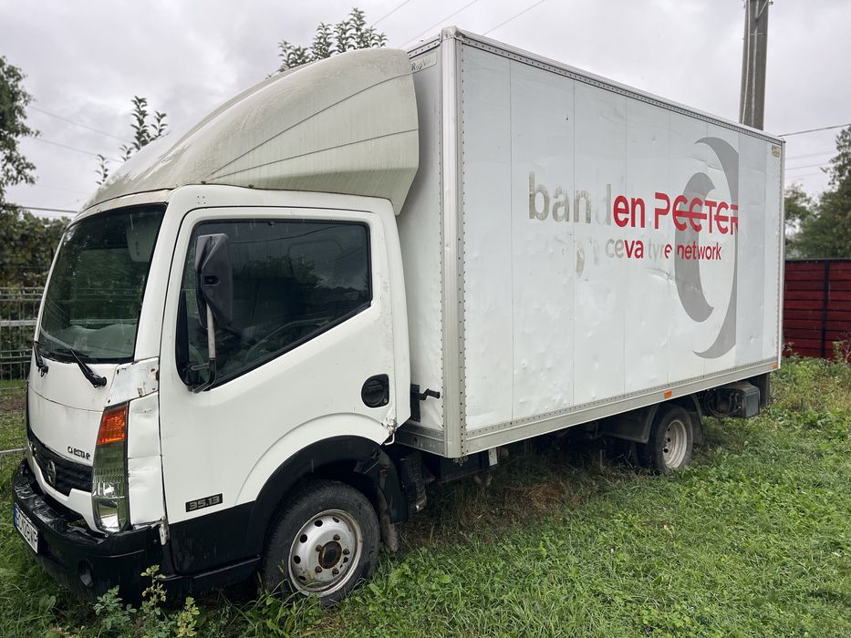 Vand NISSAN  autoutilitara