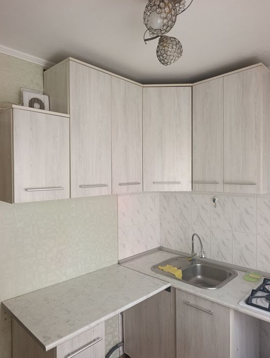 Кухонный гарнитур срочно