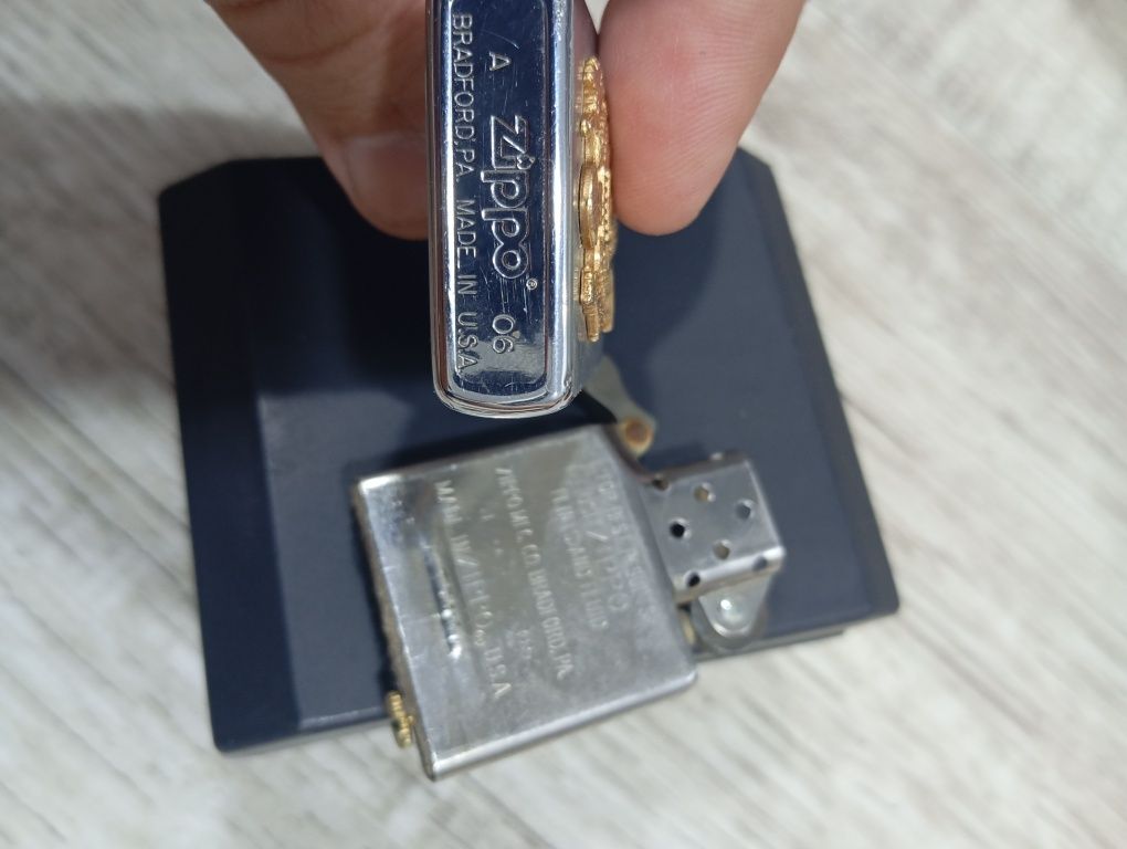 Зажигалка Zippo и разные 4 штуки одна на бензине, 3 на газу