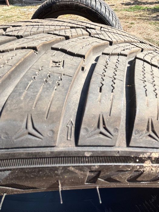 Зимни гуми KUMHO 2024г -225/40/18
