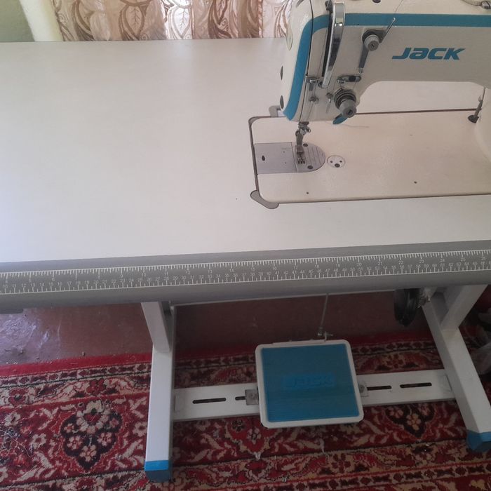 Jeack tikuv moshinasi xolati yaxshi 2 mln 500 min