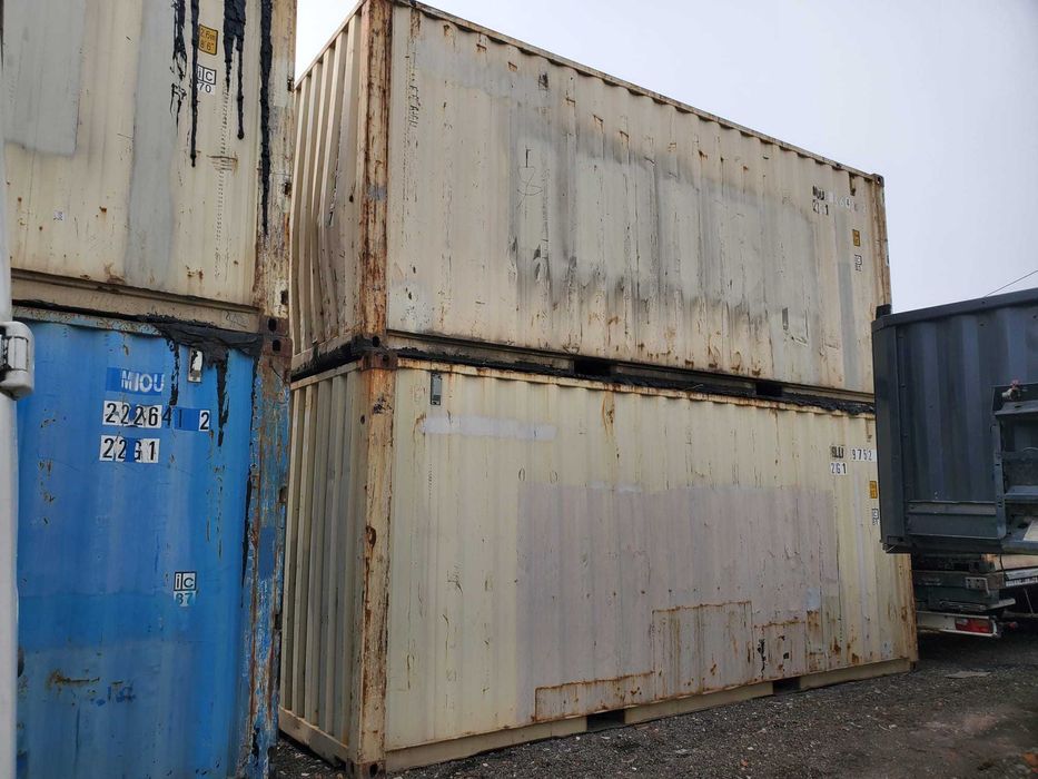 Vindem containere maritime de 20ft / 6m lungime