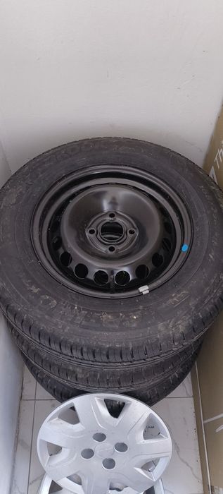 Продам диски и шины Cobalt R14 185/75 4*100