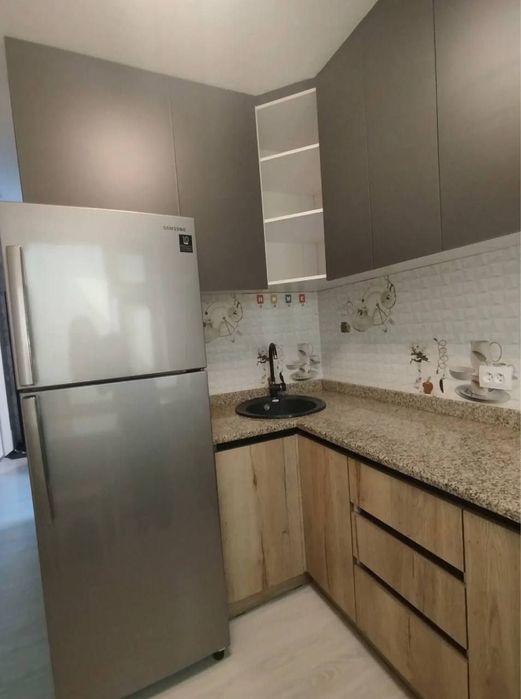 Срочно продайте квартира в отличном районе