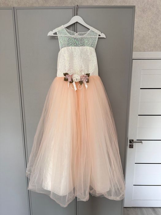 Платье на 11-12 лет. Турция