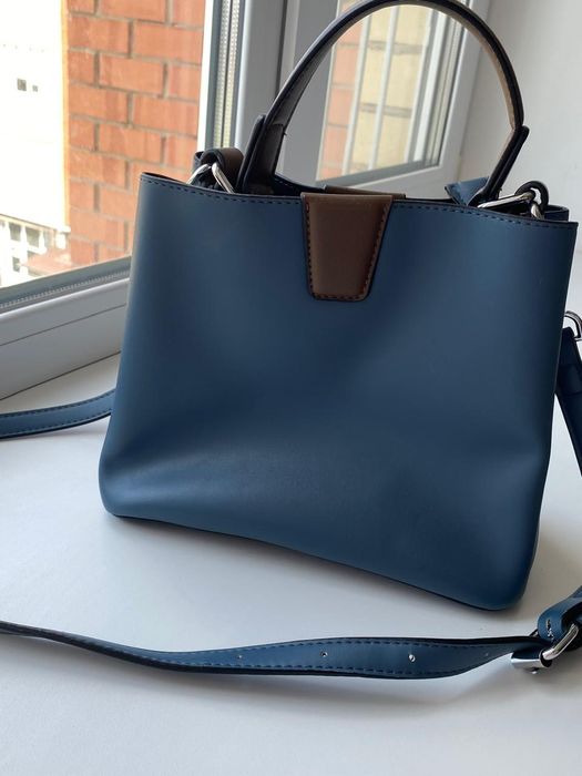 Сумка женская на ремешке