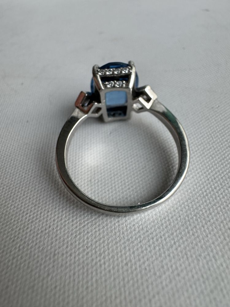 Inel din argint, cubic zirconia si topaz