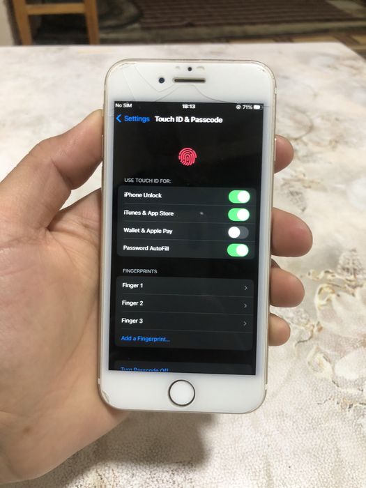 Iphone 7. 128gb xotira