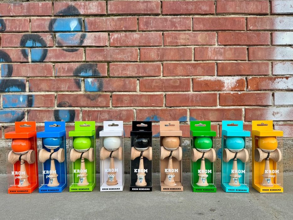 Kendama KROM Pop LOL originală
