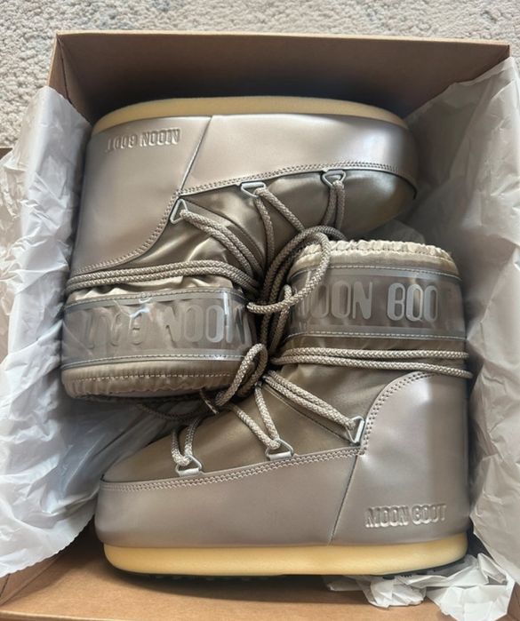 Moonboot icon low glance