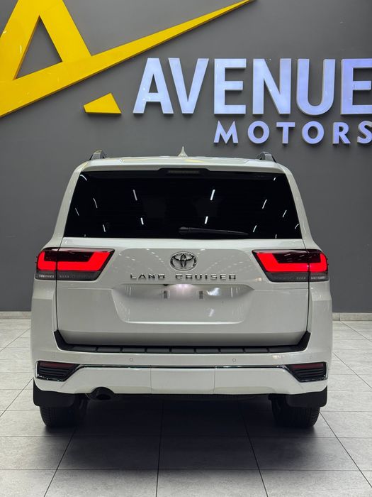 Продается Toyota LC300 3.5