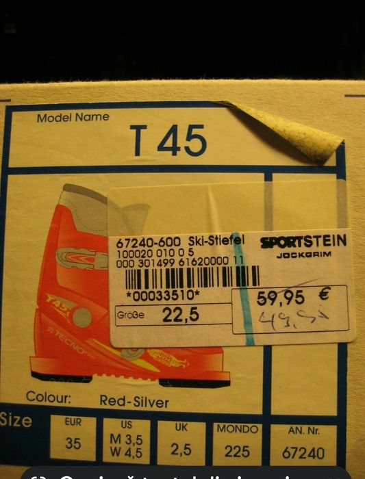 Vând clapari de schi Tecno