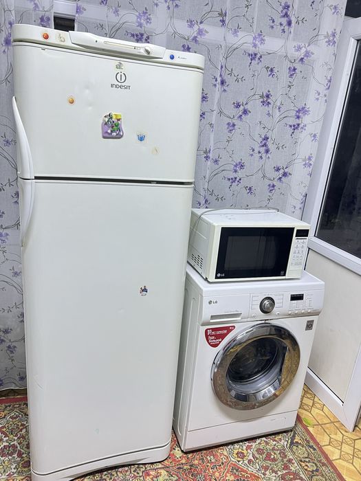 Продам Холодильник Машинку