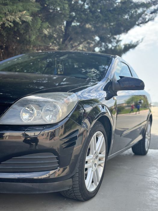 Vand/schimb Opel astra H GTC 1.9 150