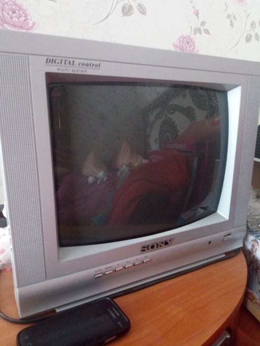 Продаю телевизор